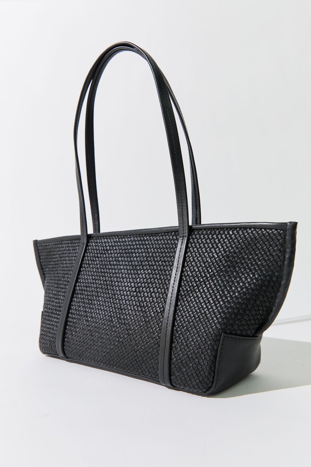 St Agni | Woven Slim Bateau Tote - Black