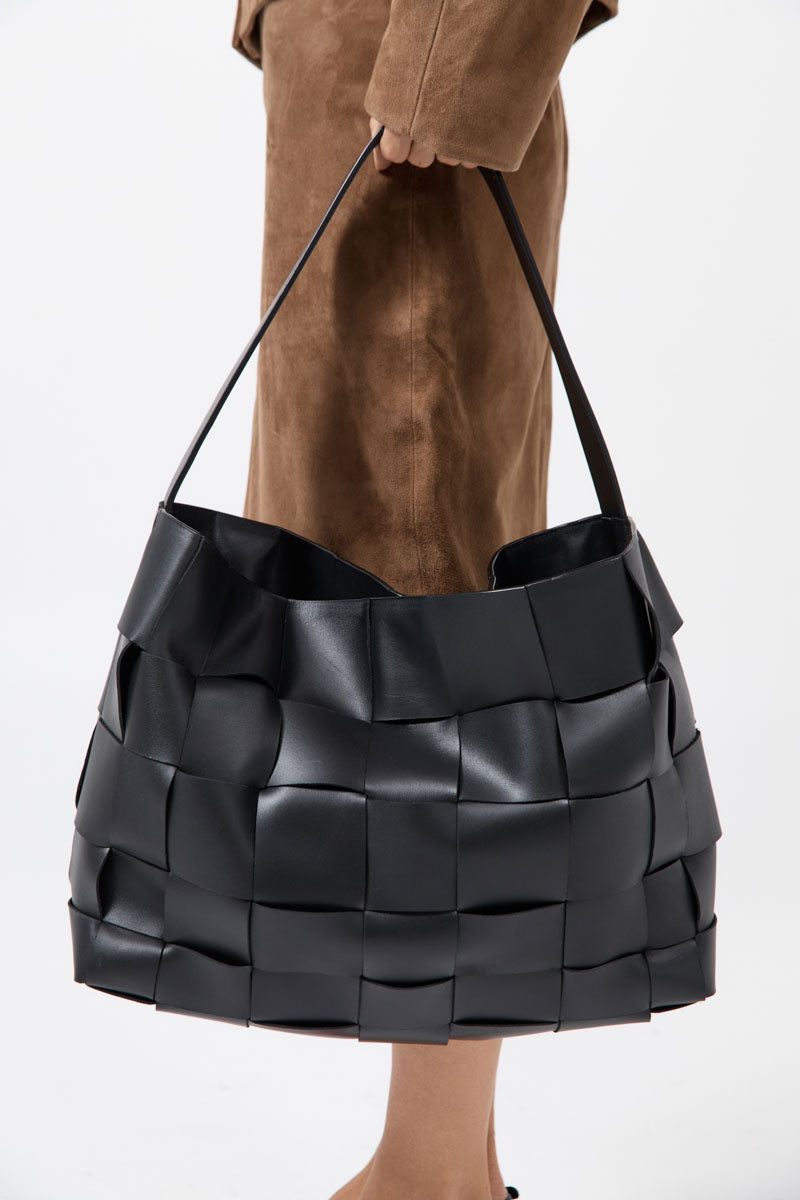 St Agni | Woven Large Tote - Black
