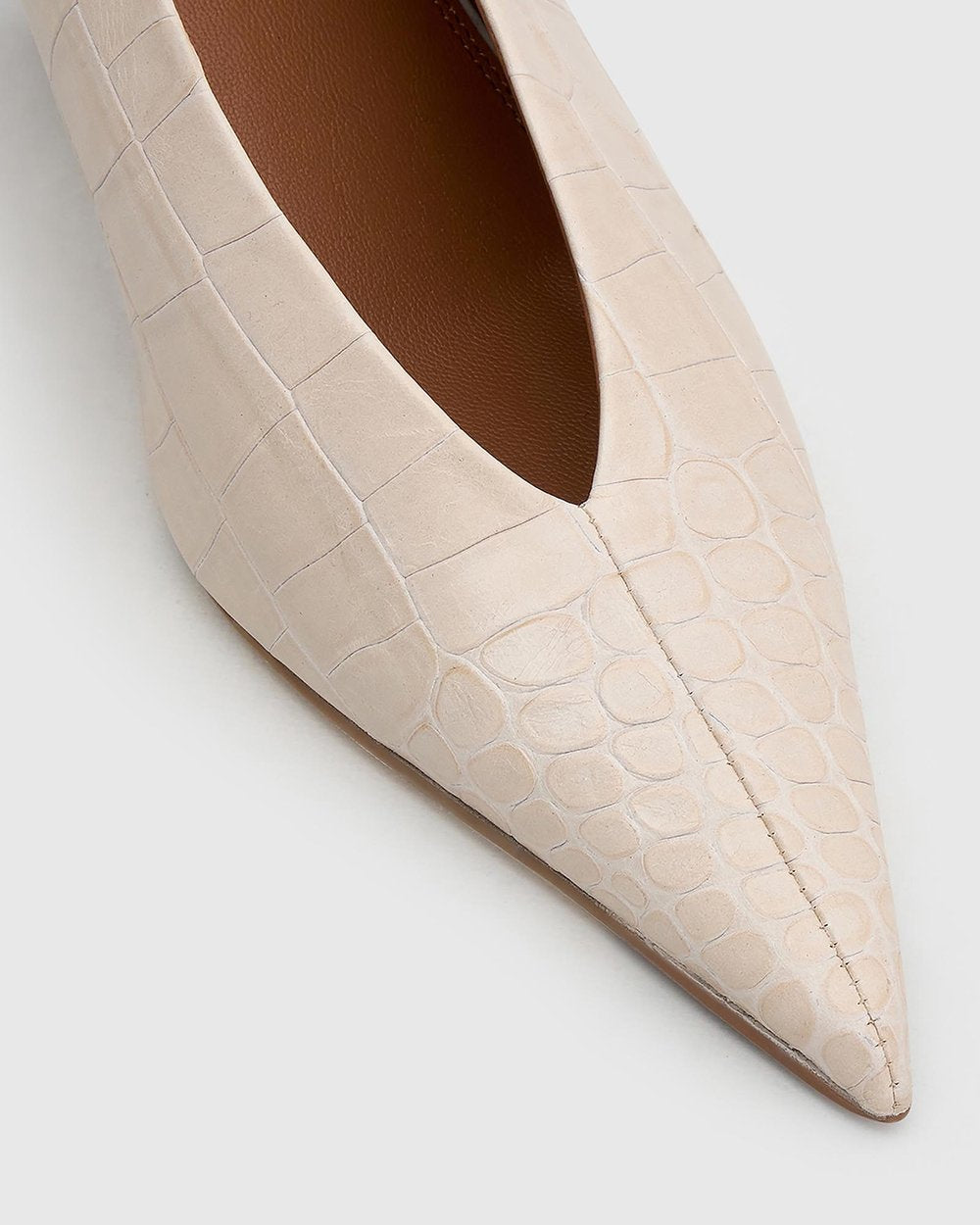 Camilla & Marc | Rhys Croc Pump - Cream