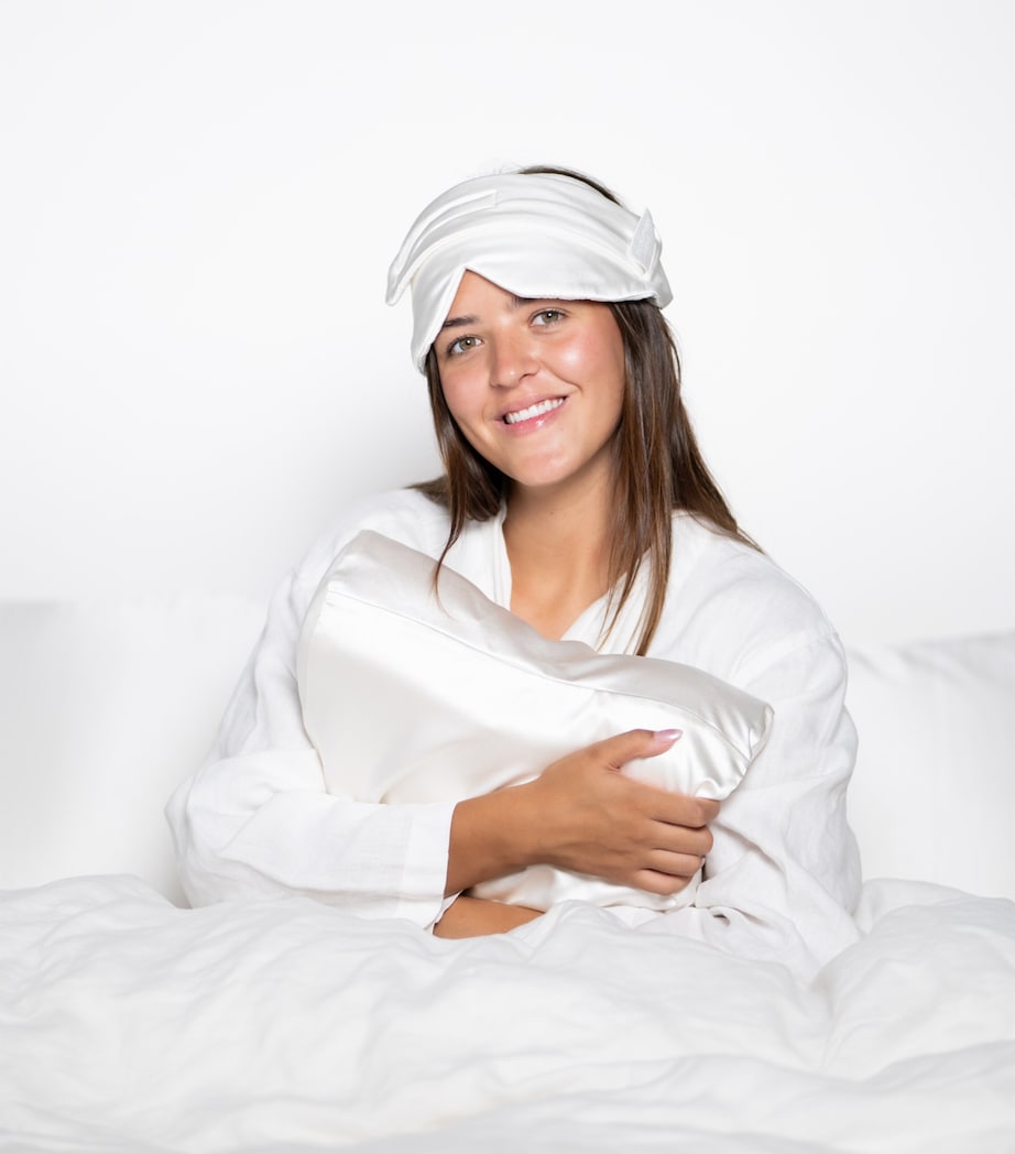 Hyoumankind | Eye Mask - Silk White