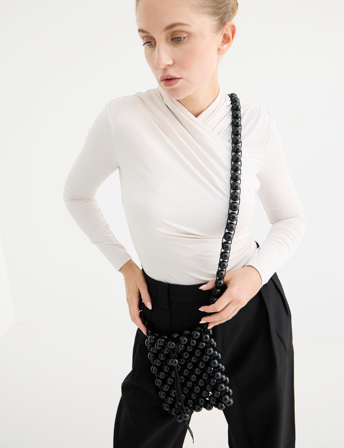 La Tribe | Beaded Crossbody Bag - Black