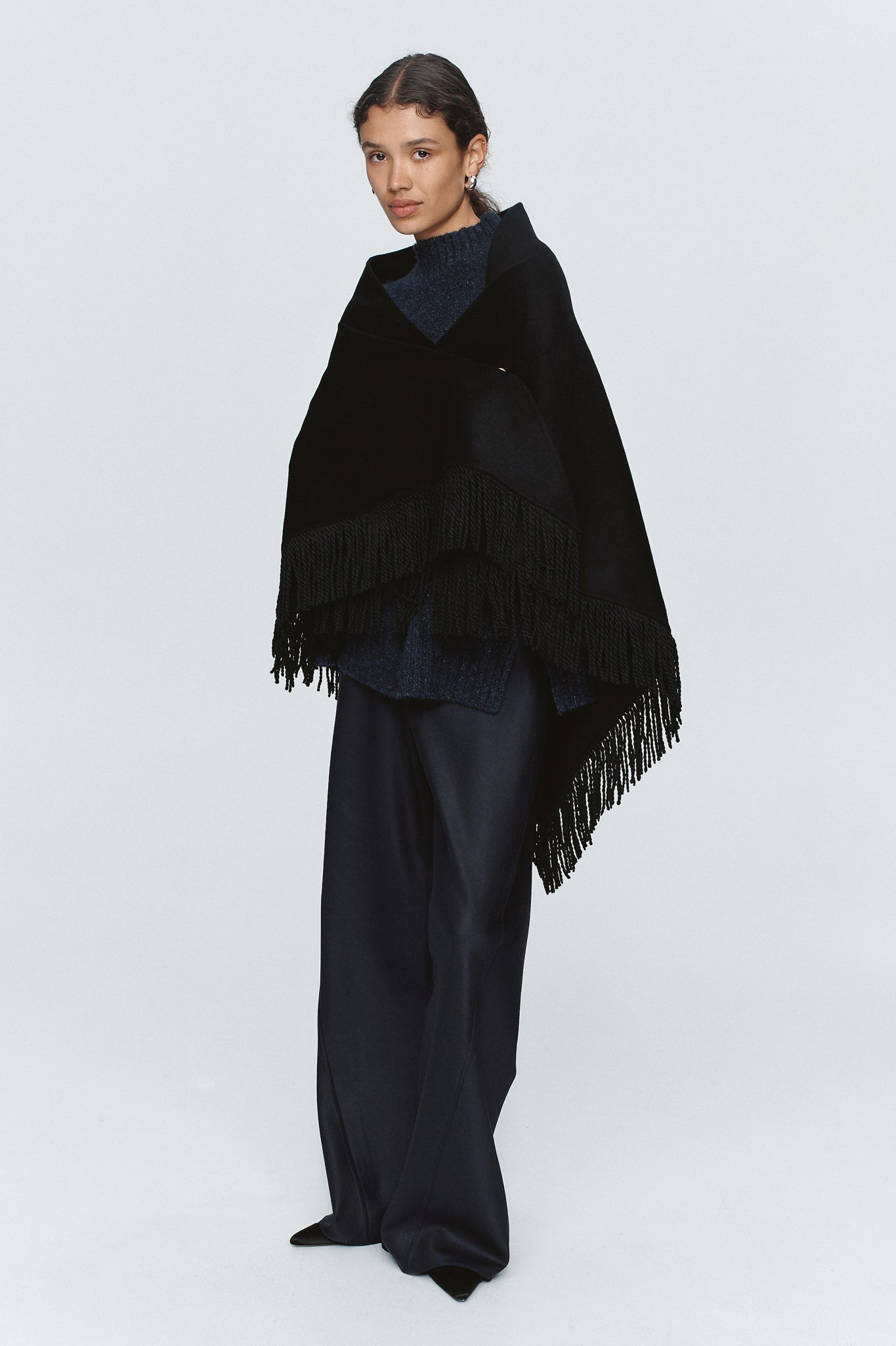 Marle | Cora Shawl - Black