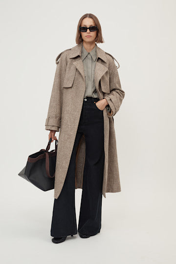 Camilla and Marc | Soki Tote - Black/Chocolate