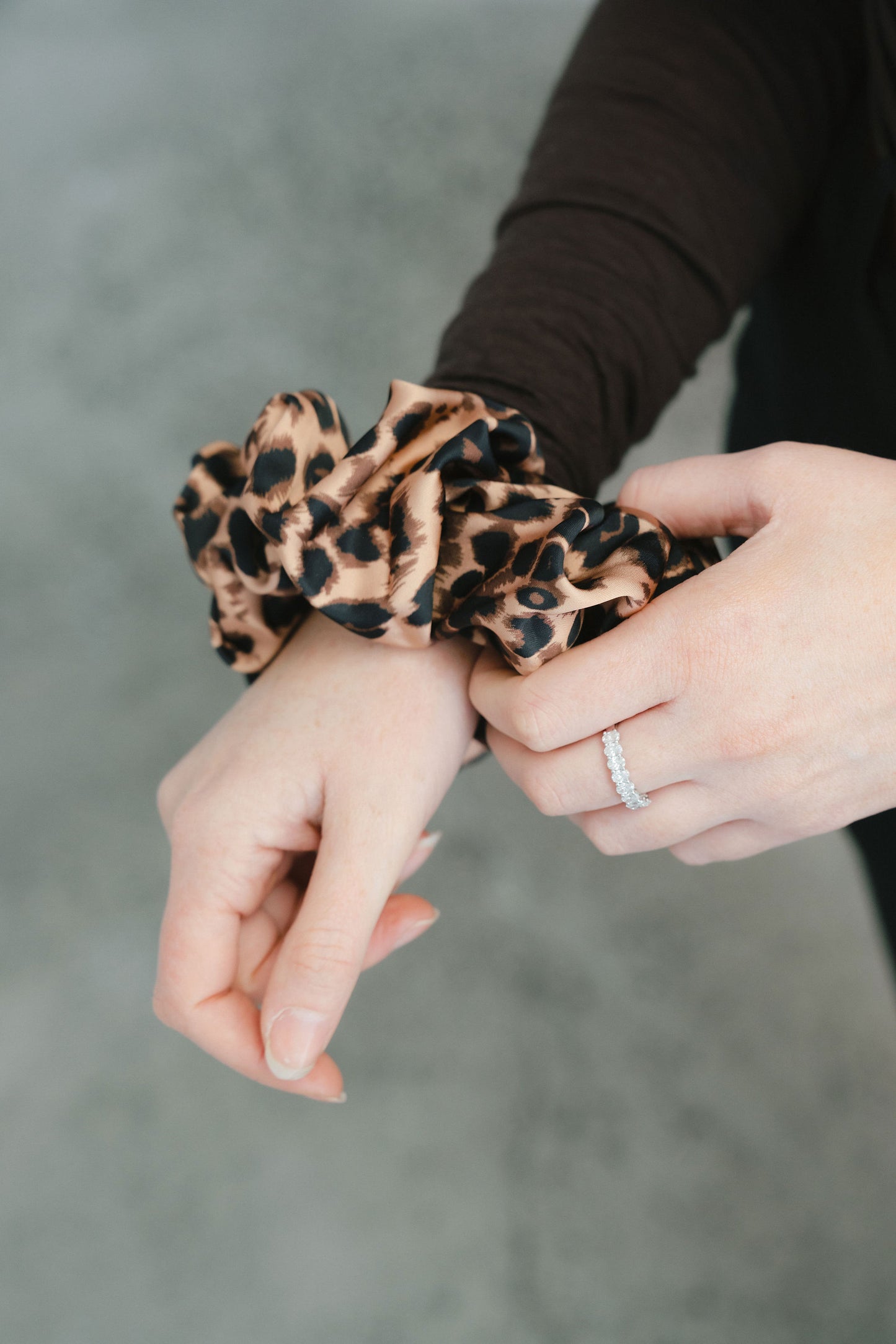 Sisters & Co | XL Scrunchie - Leopard