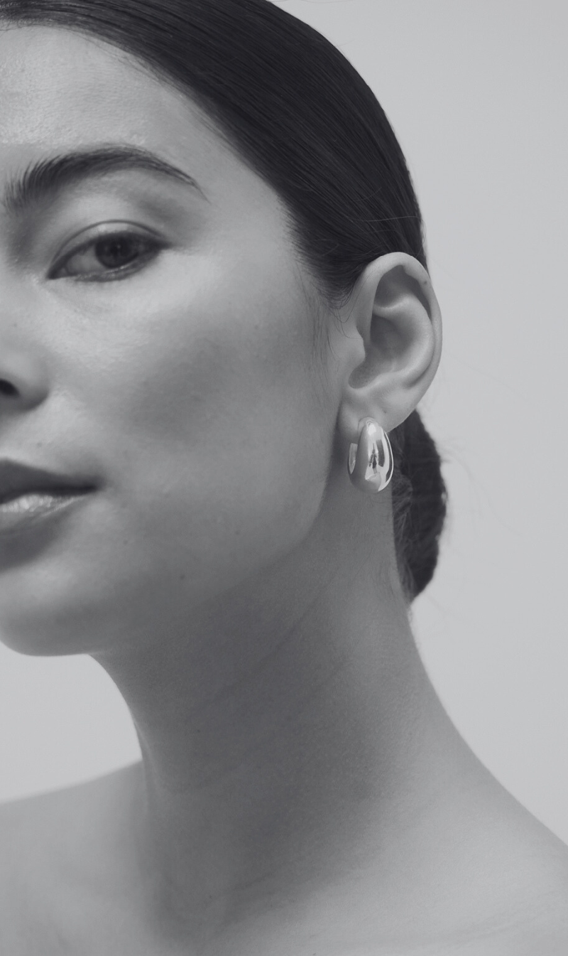 La Tribe | Half Moon Hoop - Gold