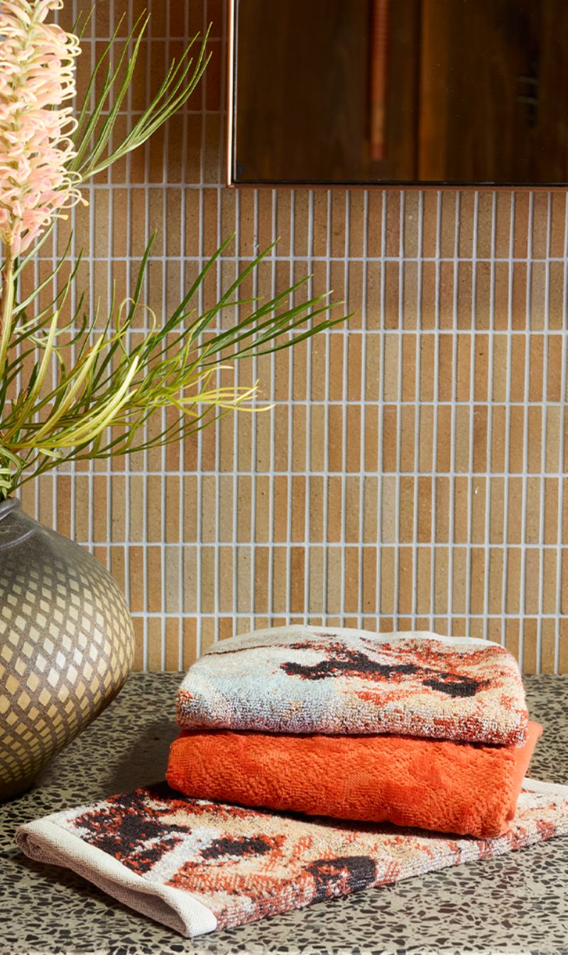 Innate | Hand Towel - Shadows Coral