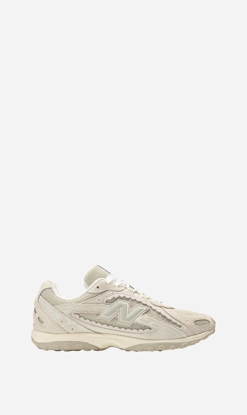New Balance | U204L2SZ | Sisters & Co