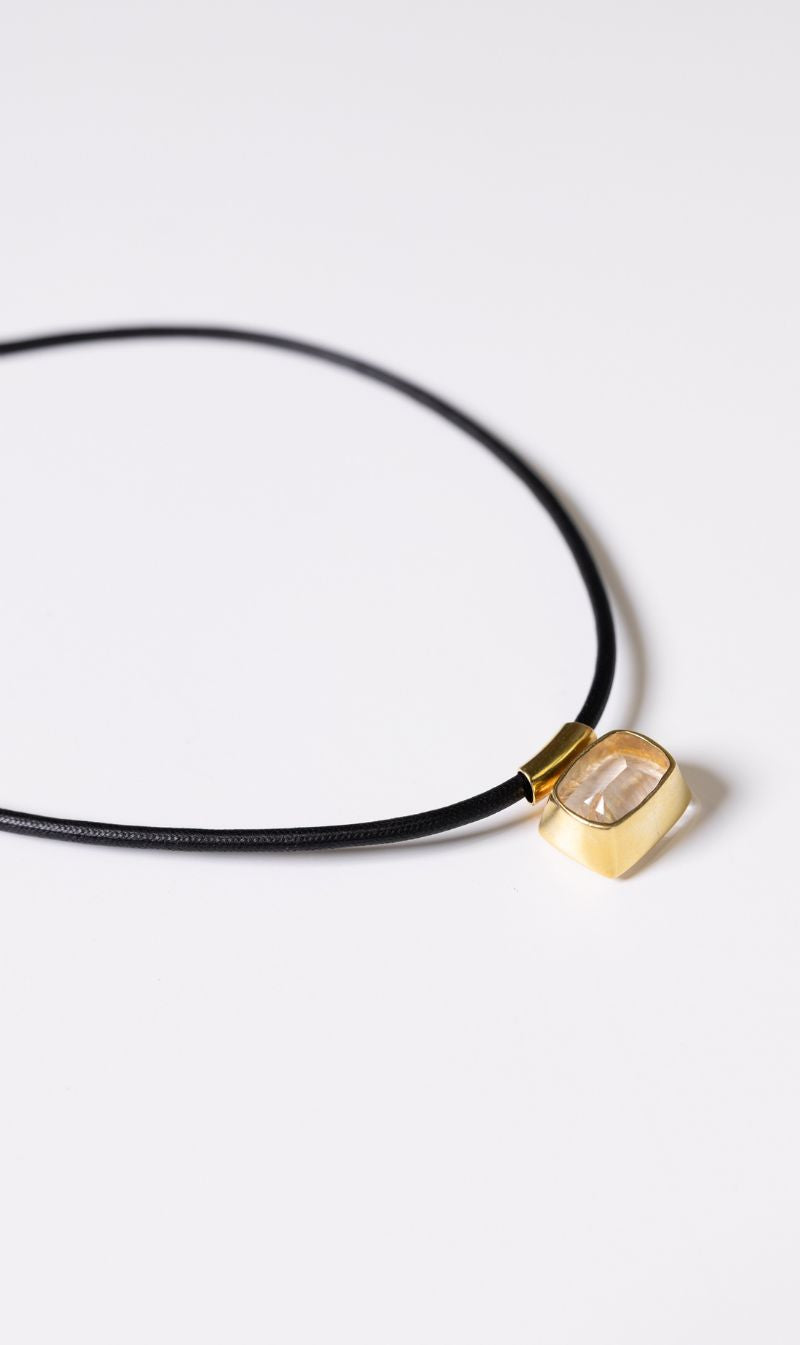 Tityaravy | Ankor Necklace 2001 - Gold / Multi