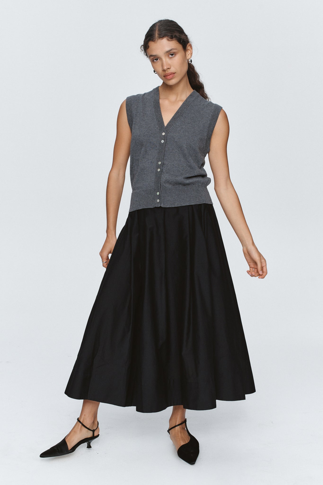 Marle | Foundations Vest - Charcoal