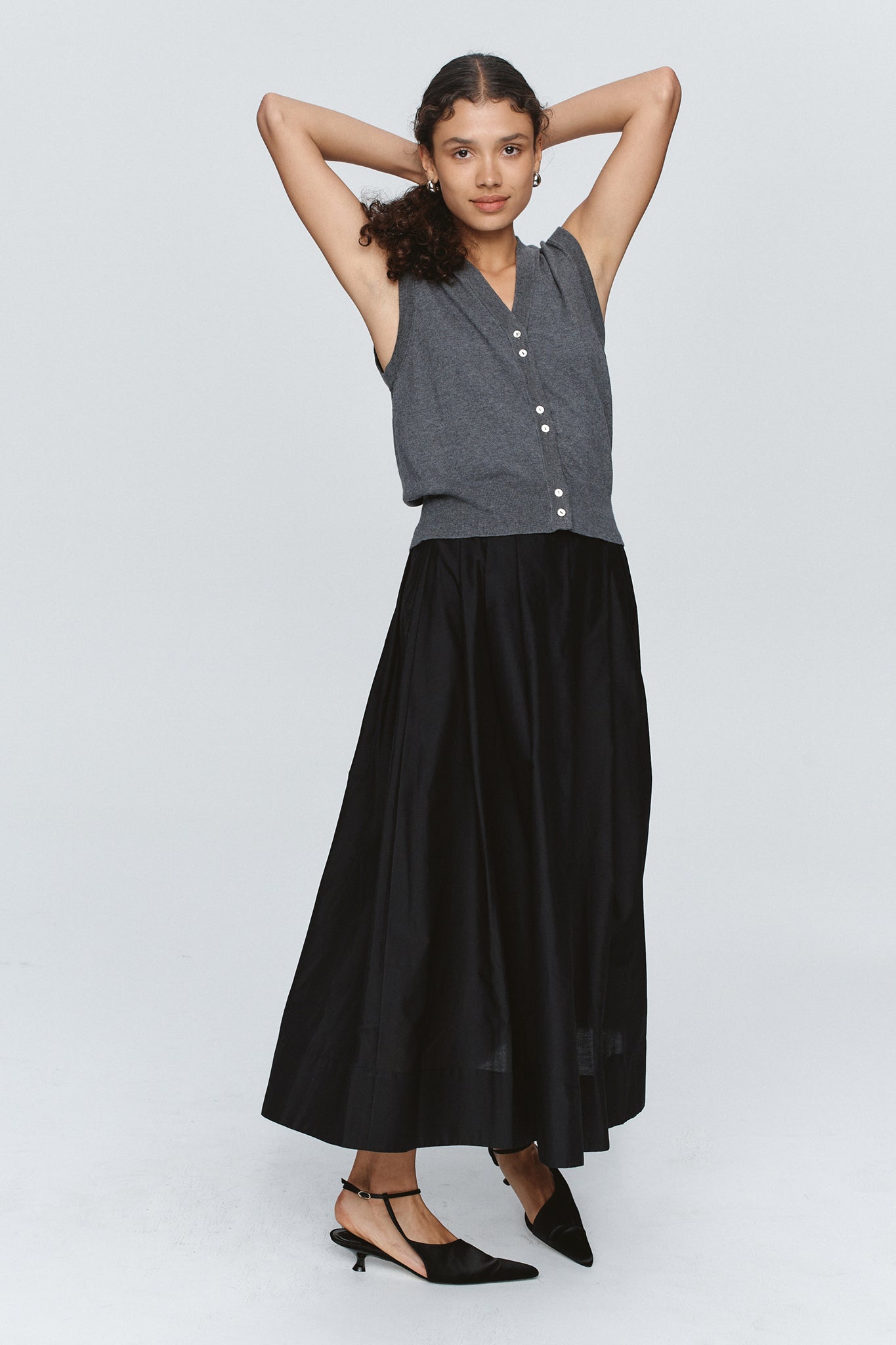 Marle | Foundations Vest - Charcoal