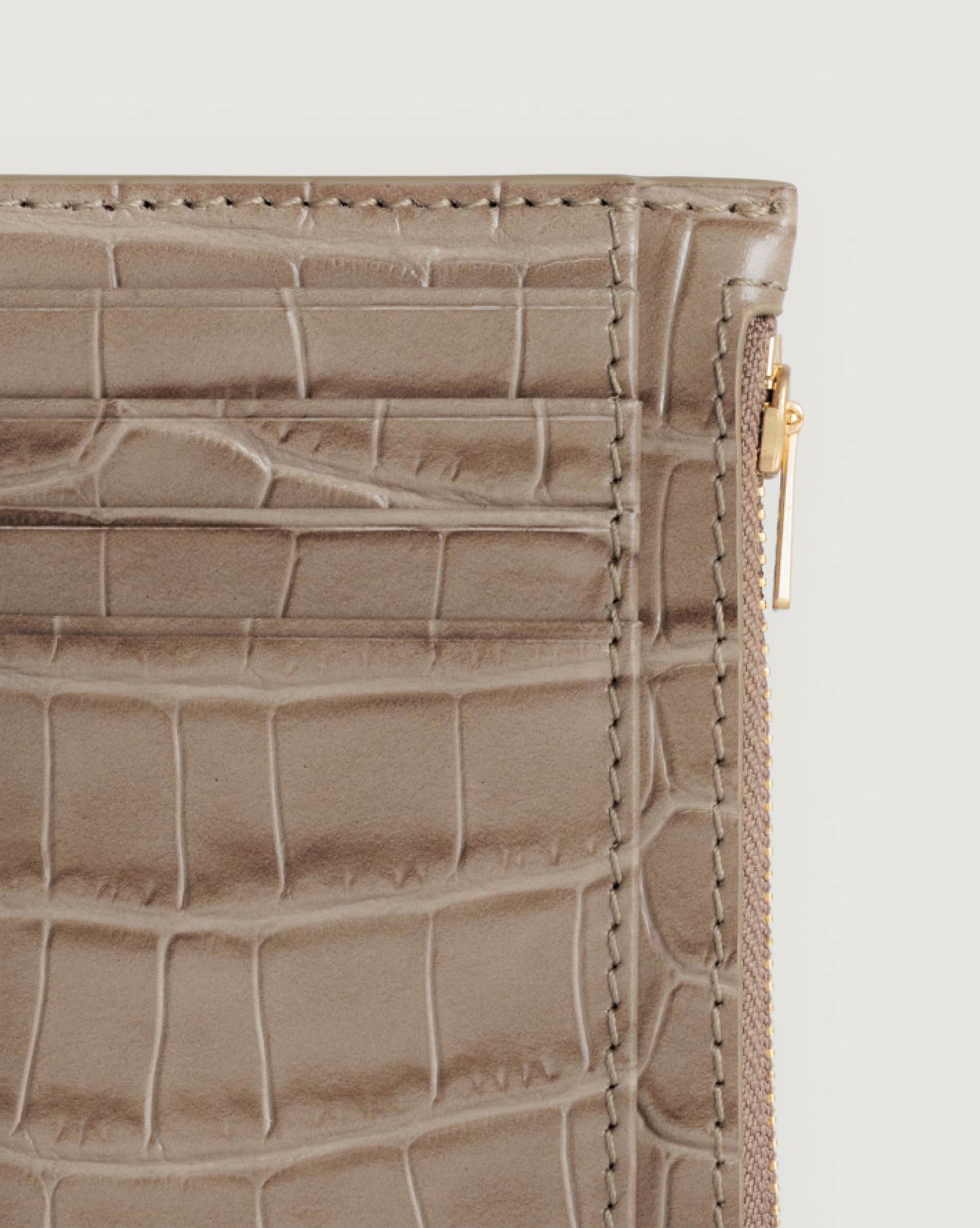 Yu Mei | Frank Cardholder - Dune Croc