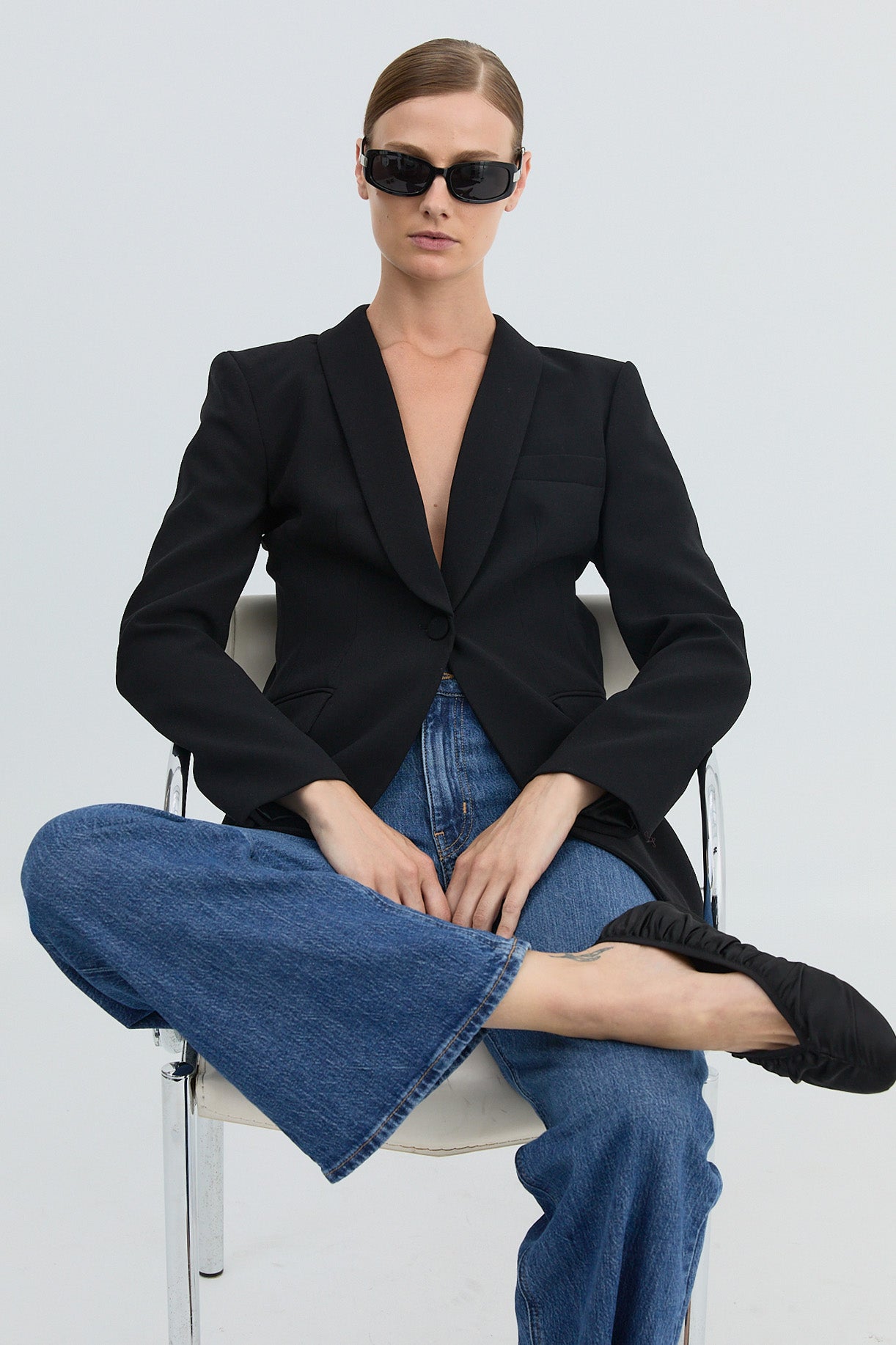 La Tribe | Gathered Flat - Black Satin