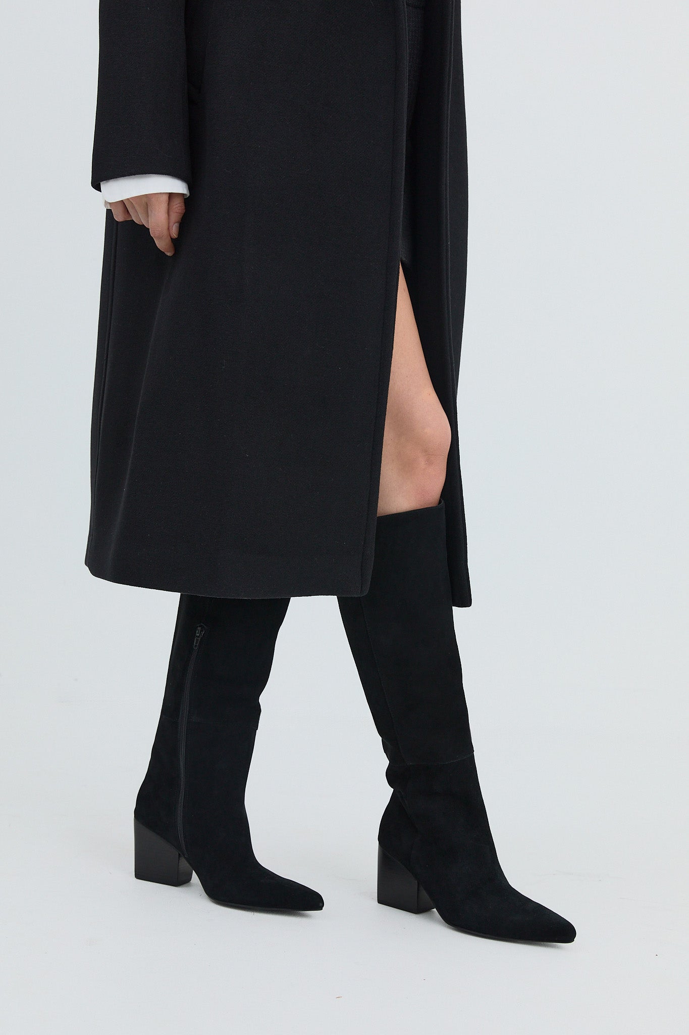 La Tribe | Leone Knee High - Black Suede