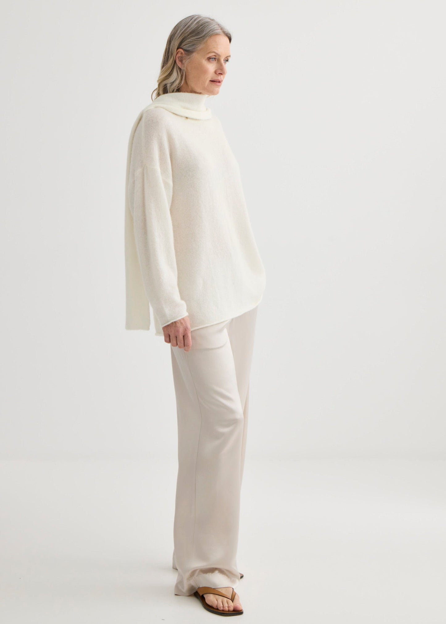 Laing | Alpaca Sweater With Tie - Ivory