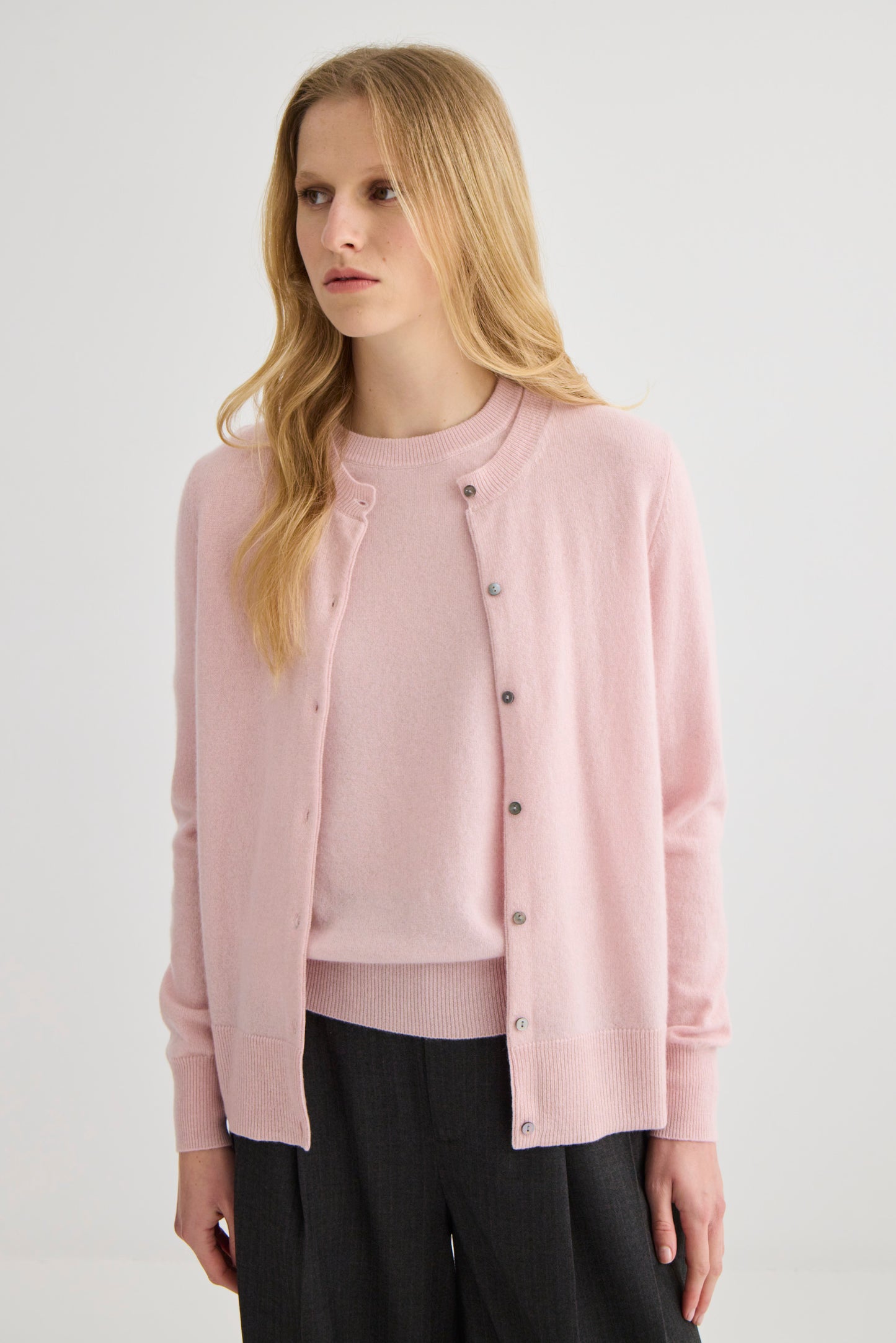 Laing | Cashmere Crewneck Cardigan - Blush