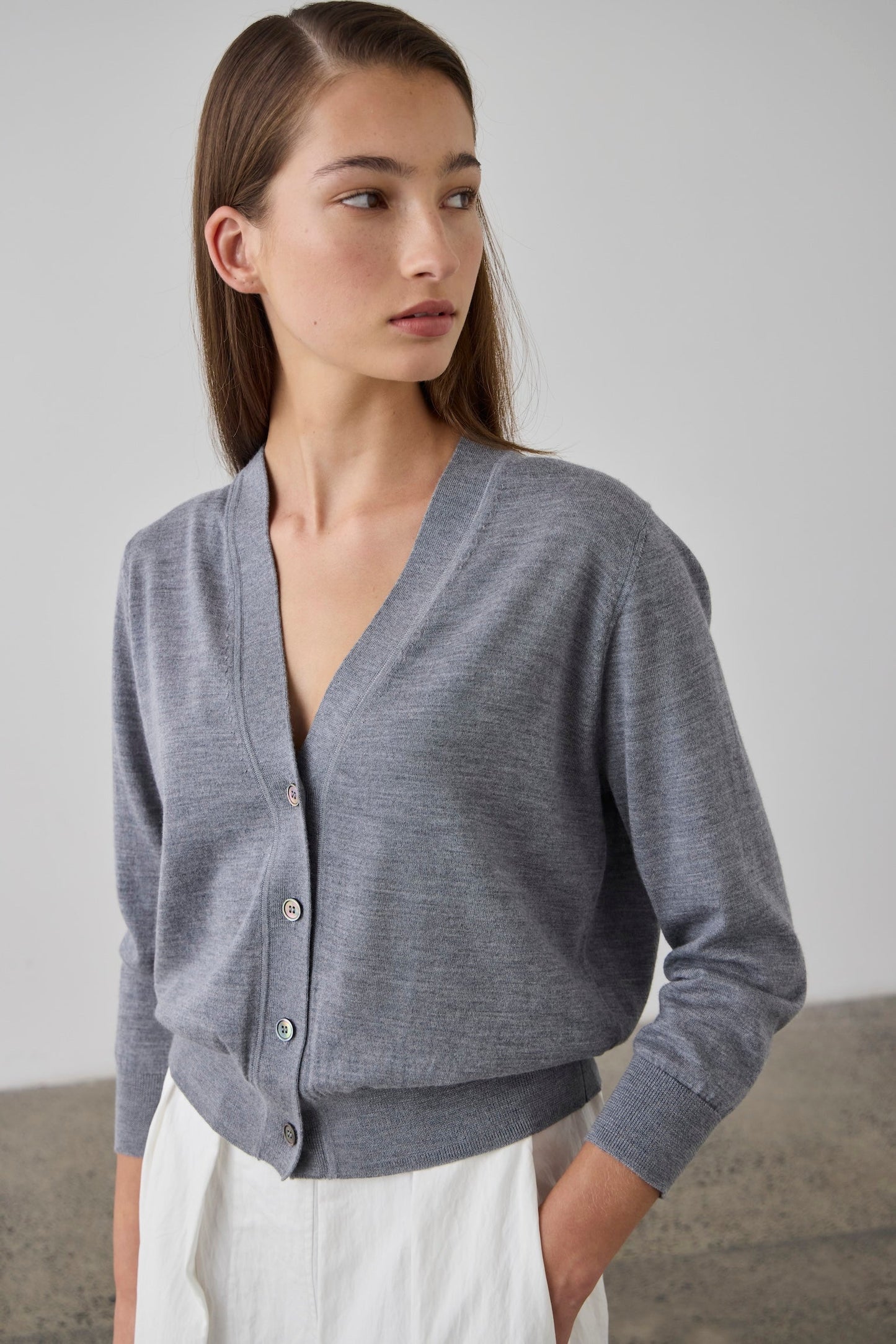 Laing | Merino V Neck Cardi - Grey Marle