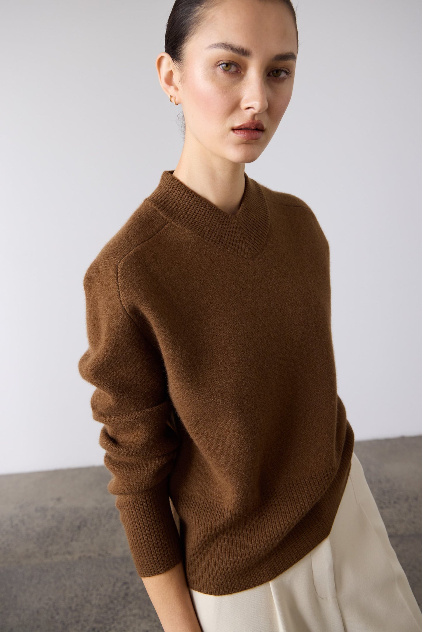 Laing | High V Neck Sweater - Chestnut