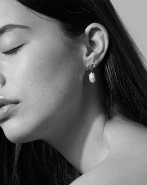 Meadowlark | Vita Drop Earrings Small - Gold