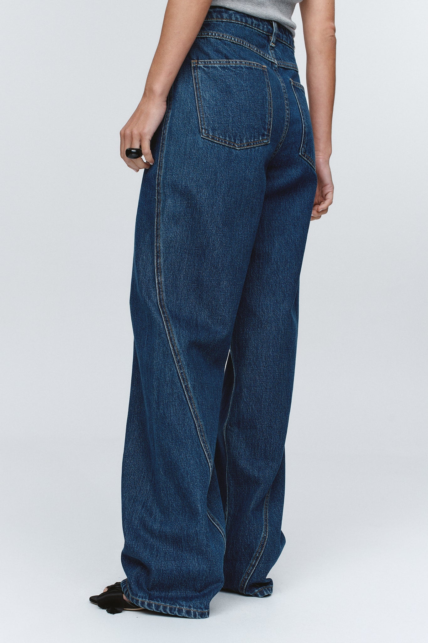 Marle | Relaxed Curve Jean - Washed Indigo