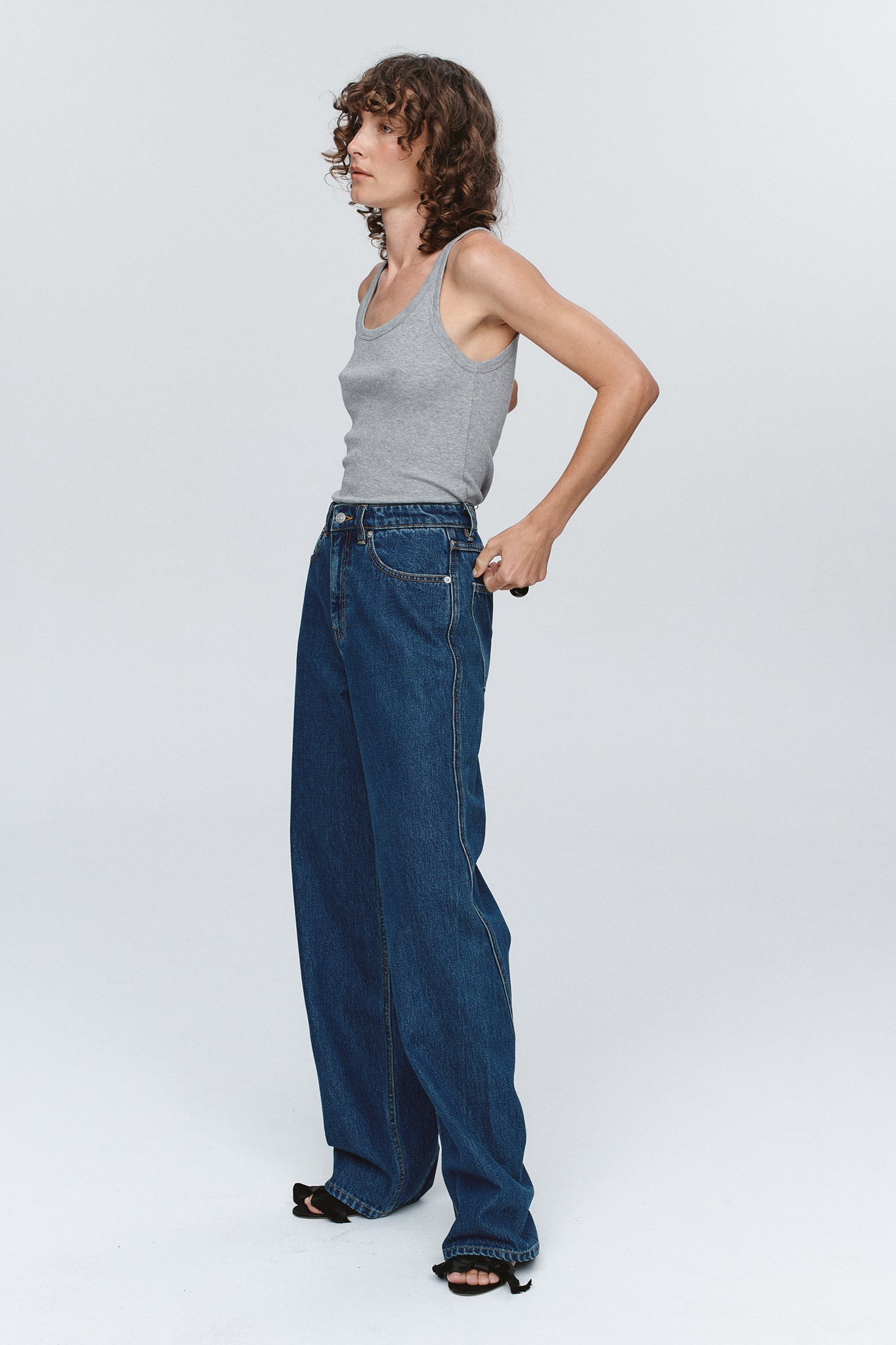 Marle | Relaxed Curve Jean - Washed Indigo