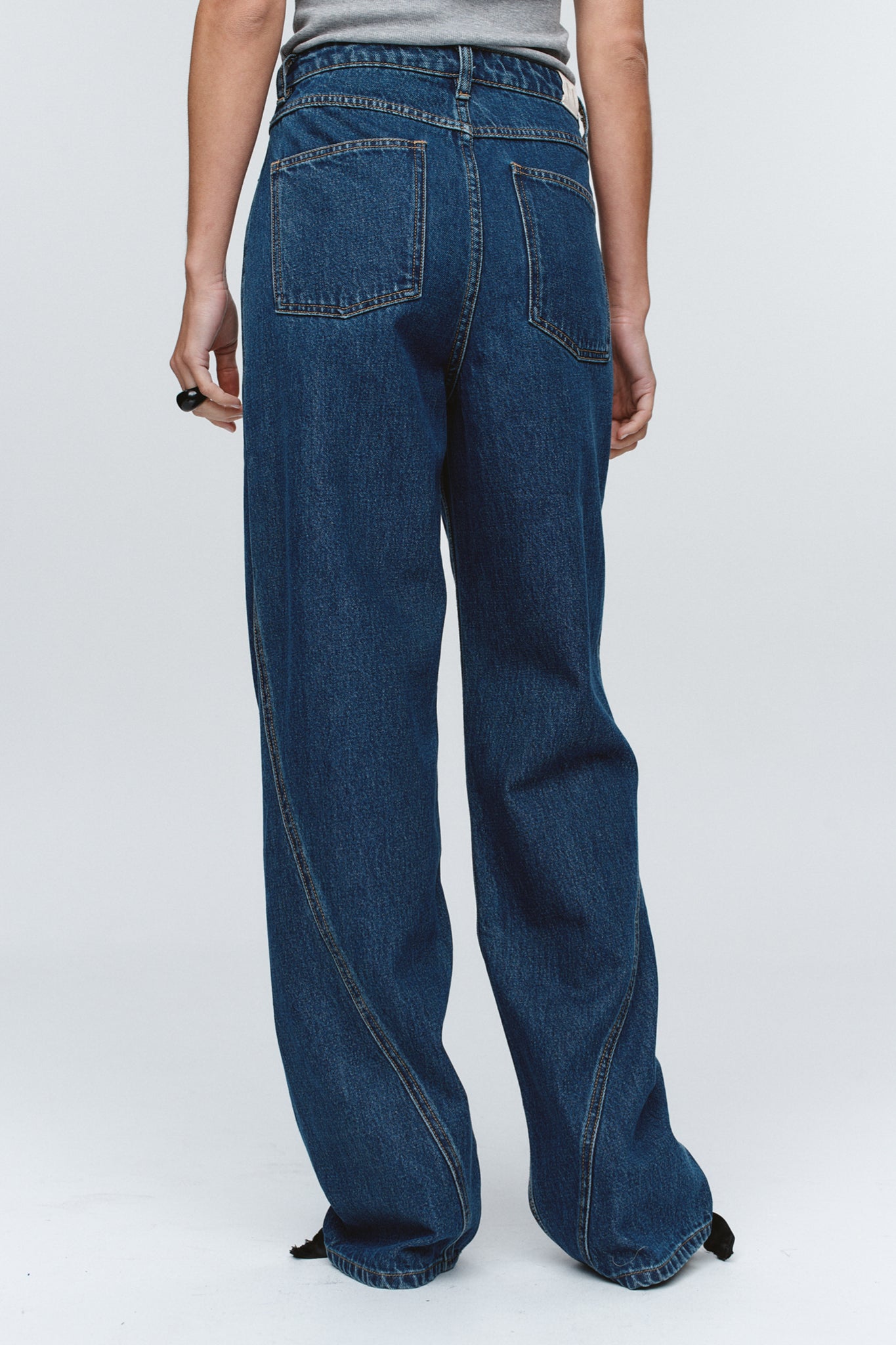 Marle | Relaxed Curve Jean - Washed Indigo