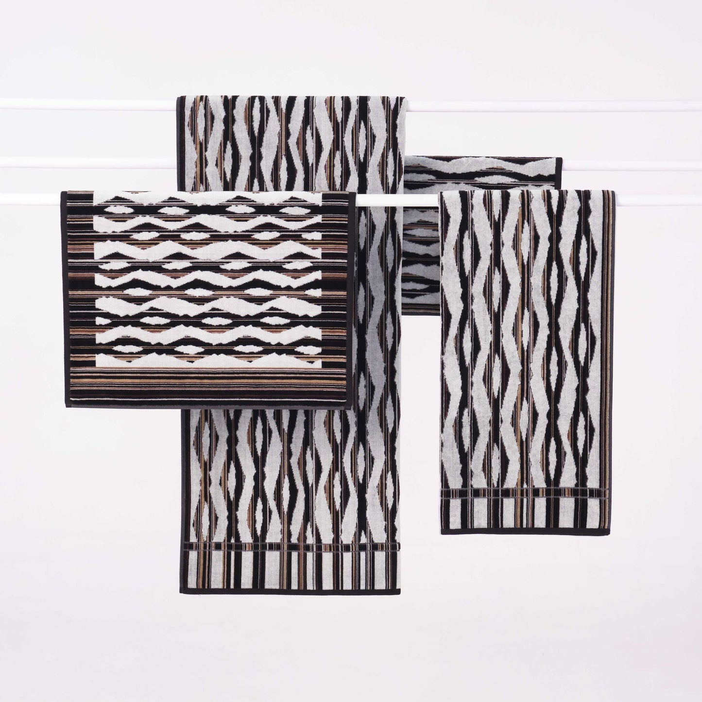 Innate | Hand Towel - Ripple Dark