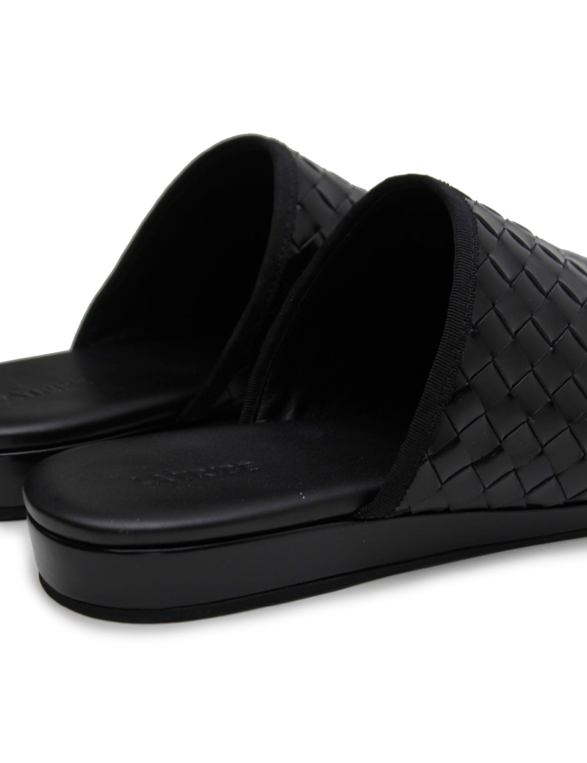 La Tribe | Woven Slip On - Black