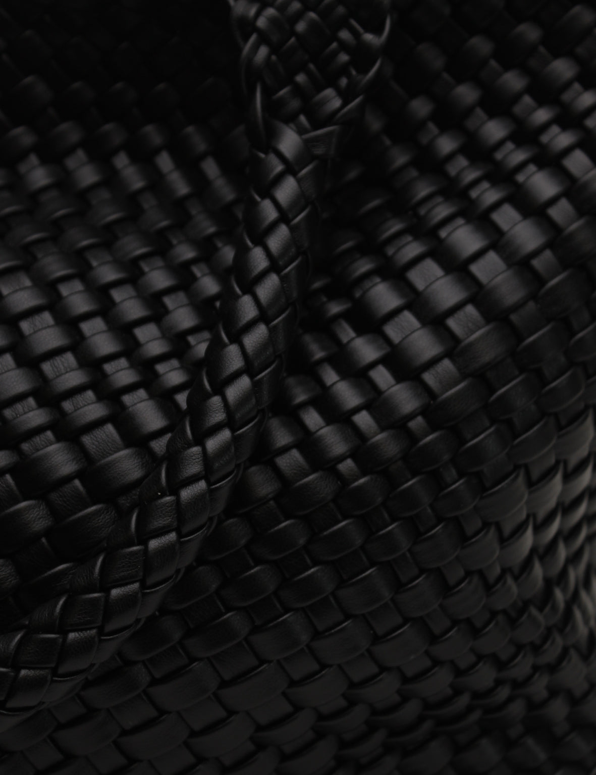 La Tribe | Woven Tote Bag - Black