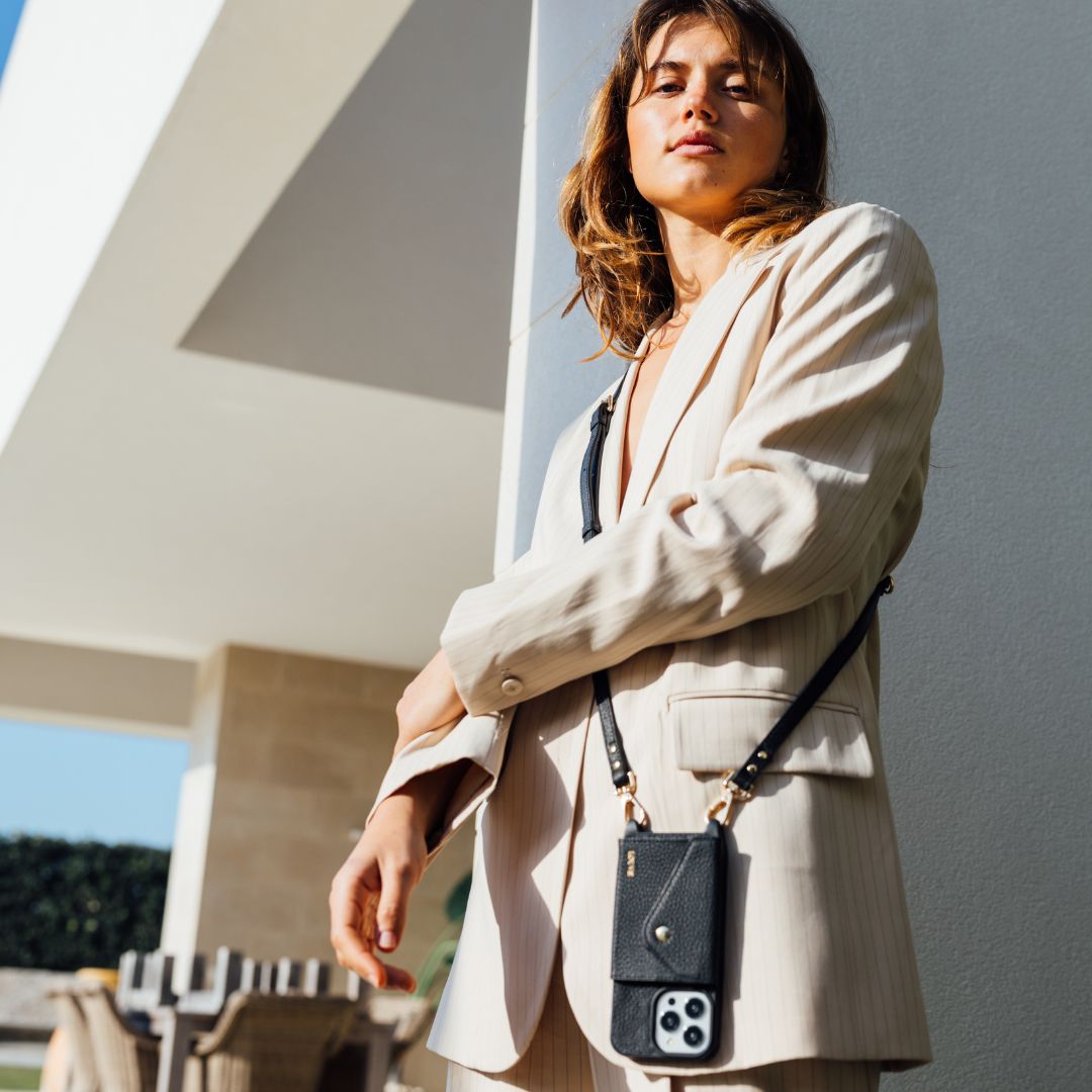 Louve | Zoe Black Leather Case IPhone