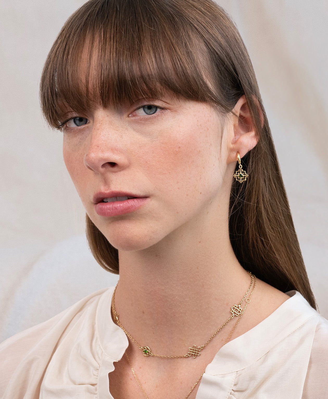Zoe & Morgan | Centered Earrings - Gold/Chrome Diopside
