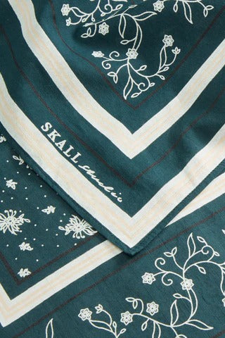 Skall Studio | Skall Classic Scarf 90x90 - Pine Green