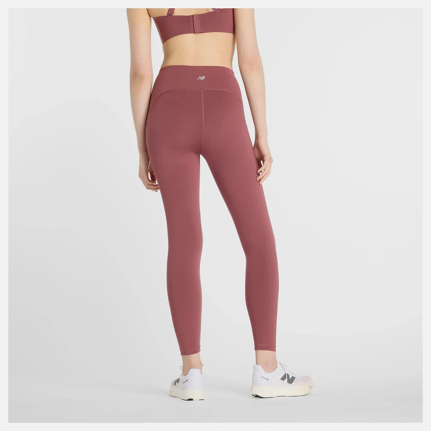 New Balance | Sleek Pocket High Rise Legging 25 Inch - Washed Burgundy