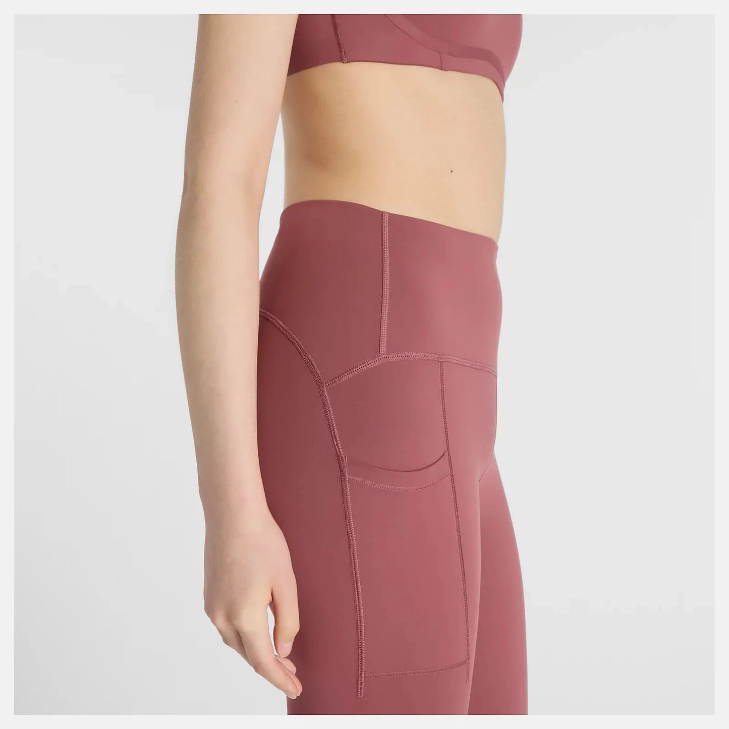 New Balance | Sleek Pocket High Rise Legging 25 Inch - Washed Burgundy
