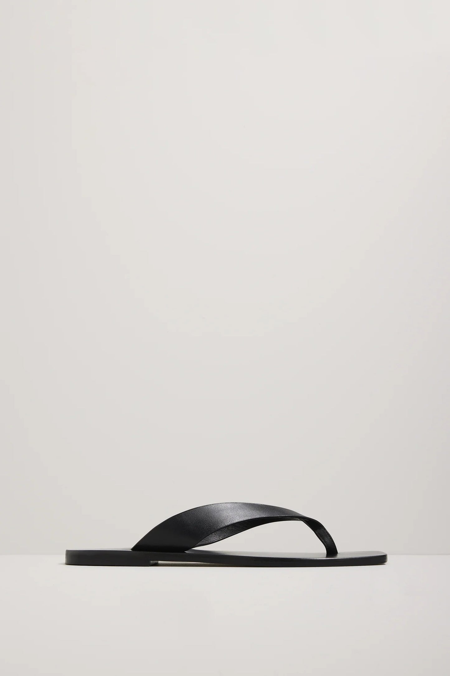 A.Emery | The Kinto Sandal - Black