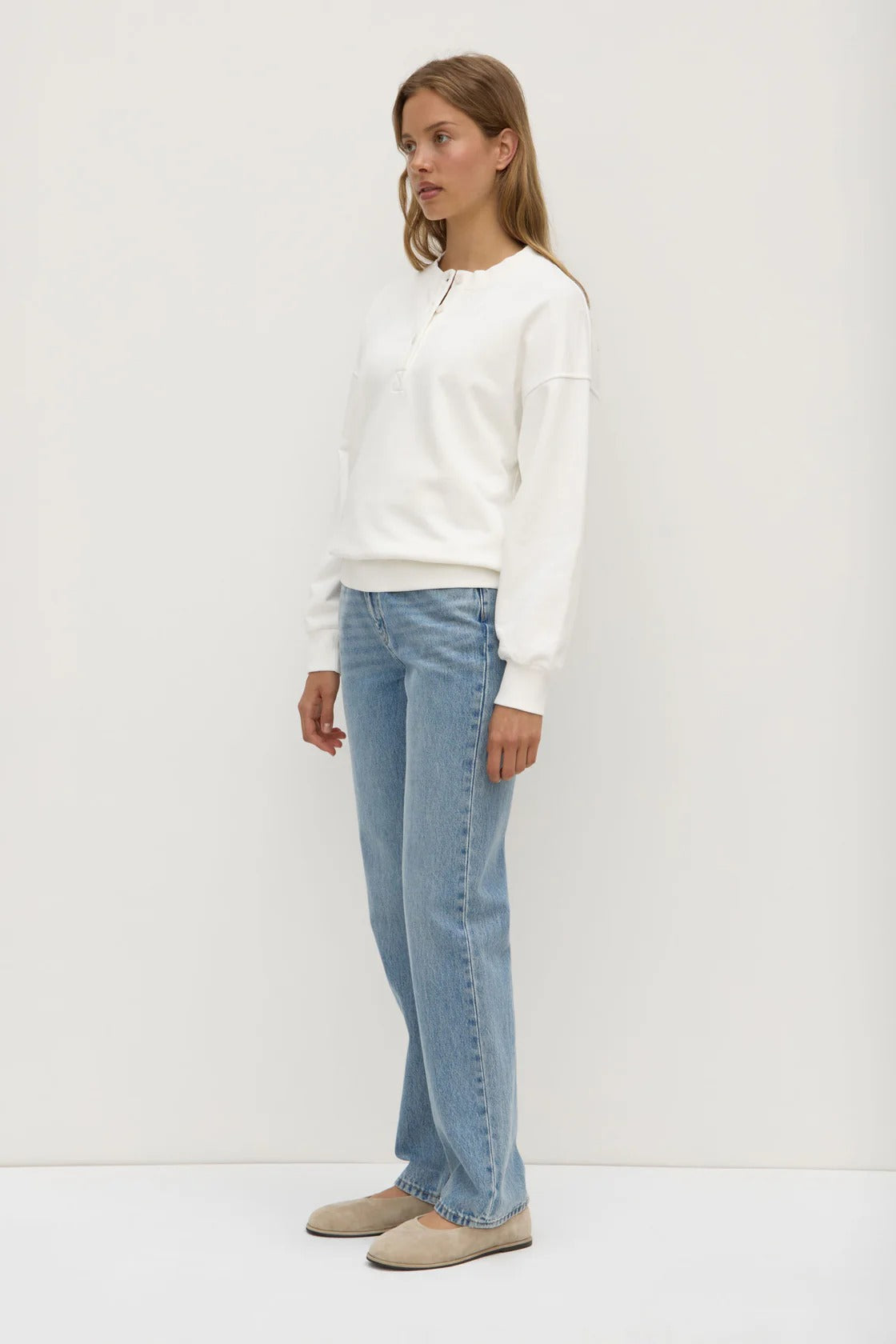 Assembly Label | Anya Fleece Crew - Antique White