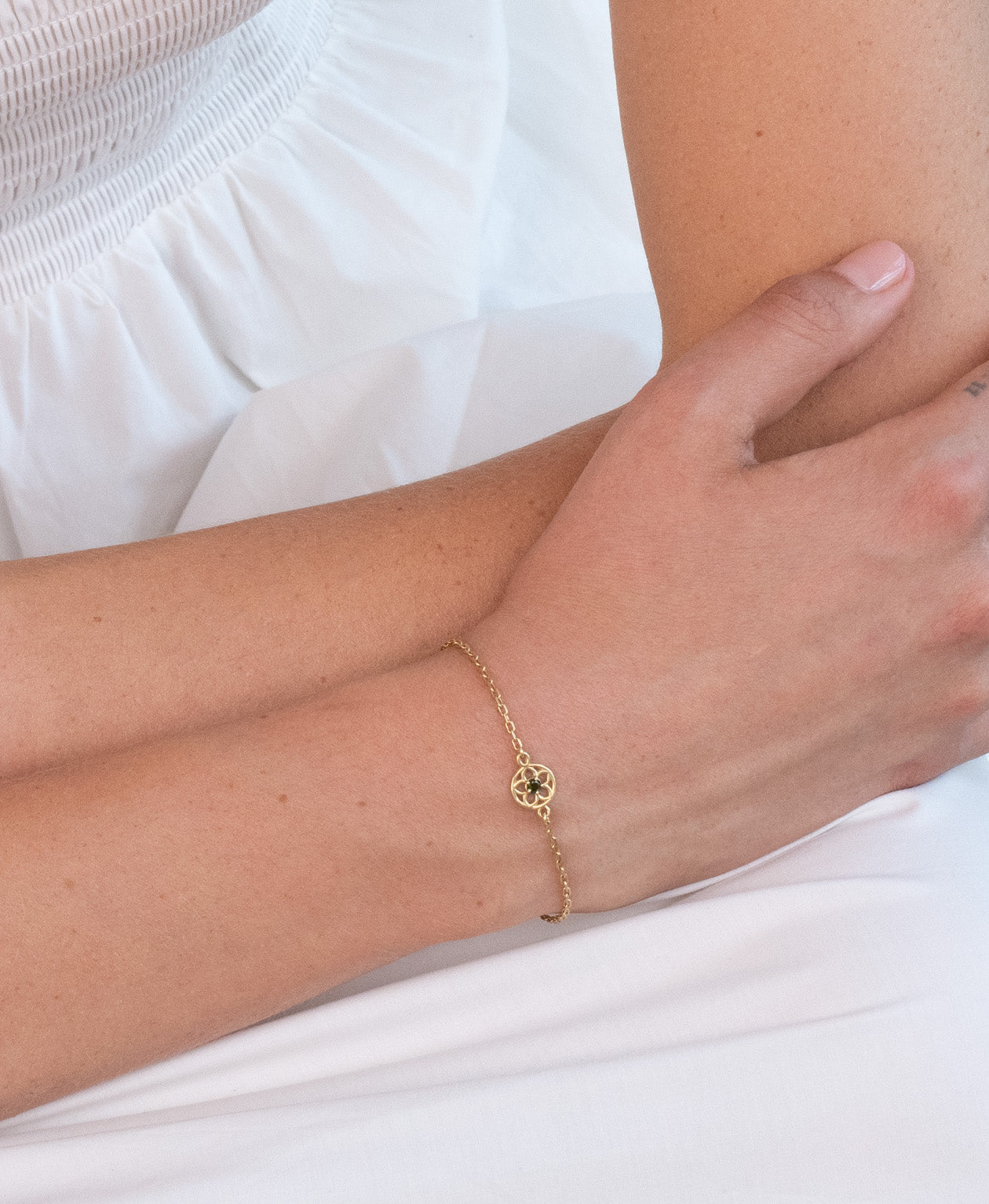 Zoe & Morgan | Manuka Bracelet - Gold/Chrome Diopside