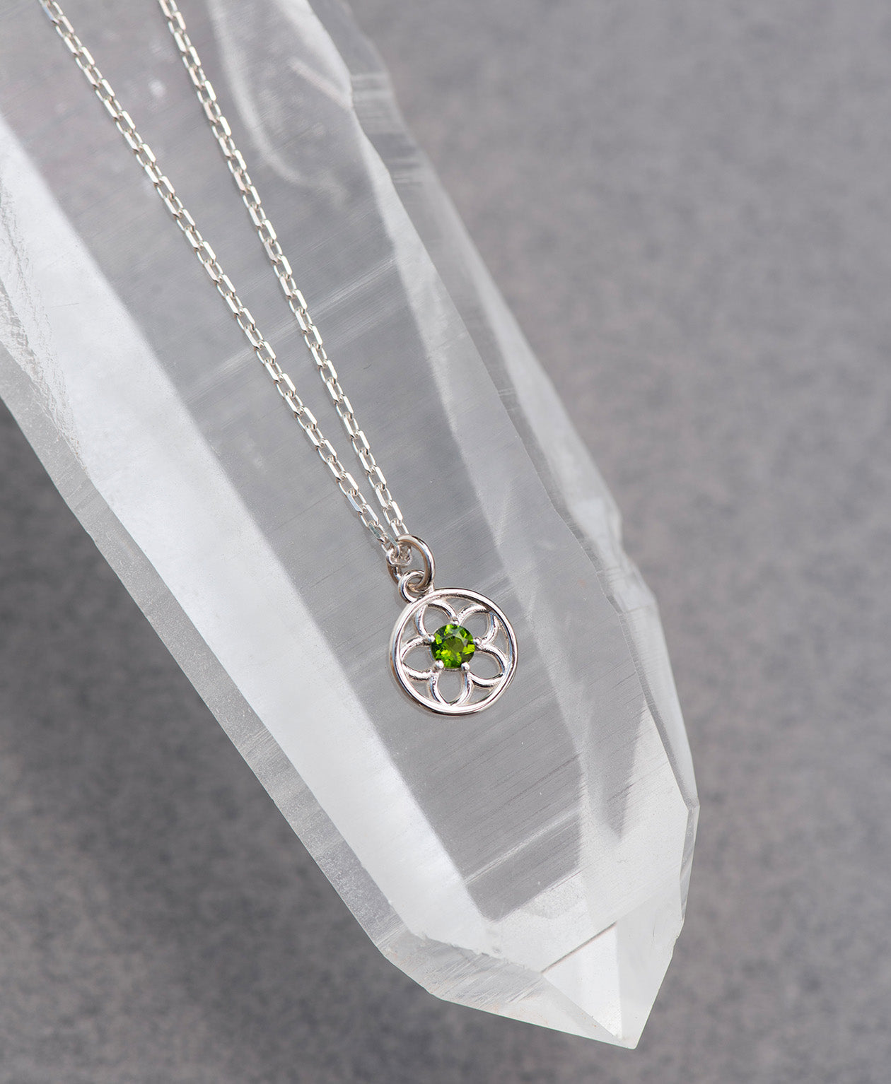 Zoe & Morgan | Manuka Necklace - Silver/Chrome Diopside