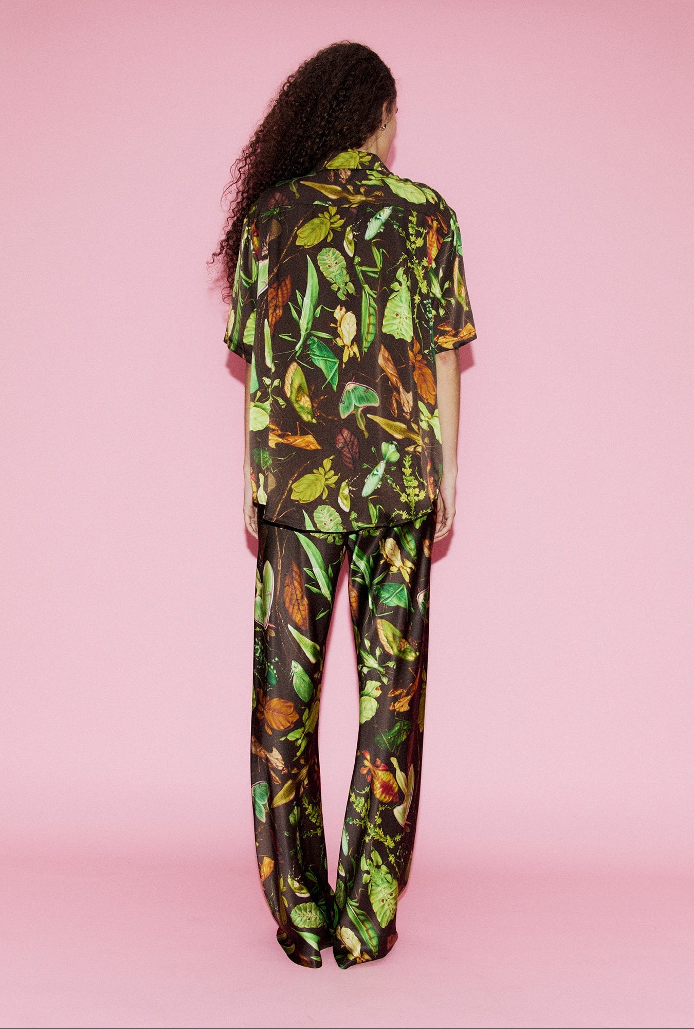 Silk Laundry | Short Sleeve Boyfriend Shirt - Bug Camo