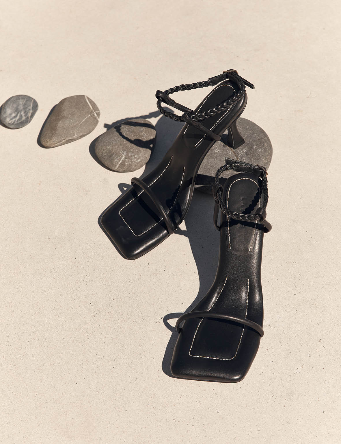 La Tribe | Padded Heel - Black