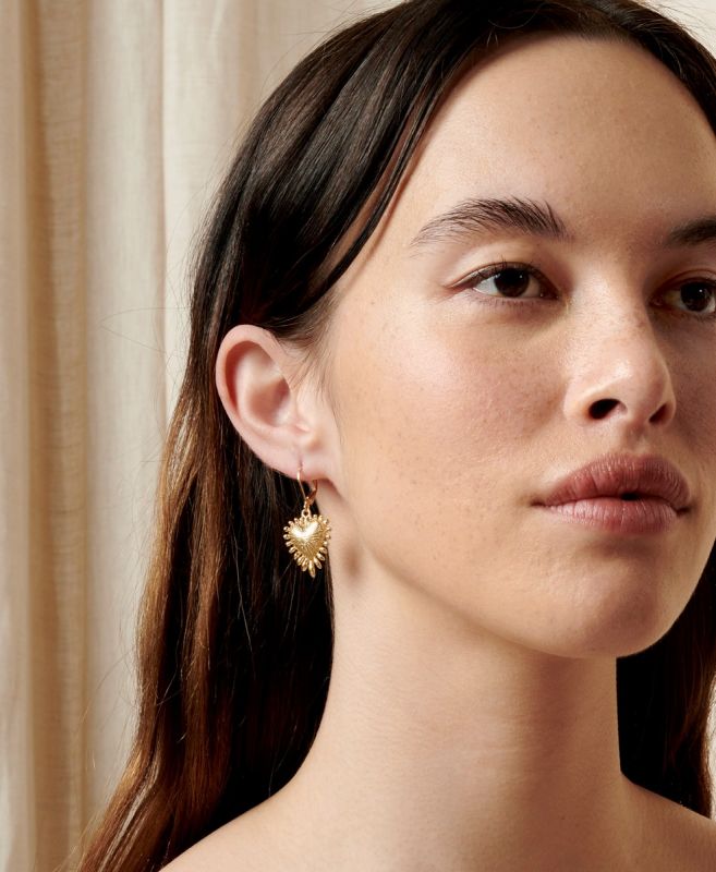 Zoe & Morgan | Heart Rays Earrings - Gold