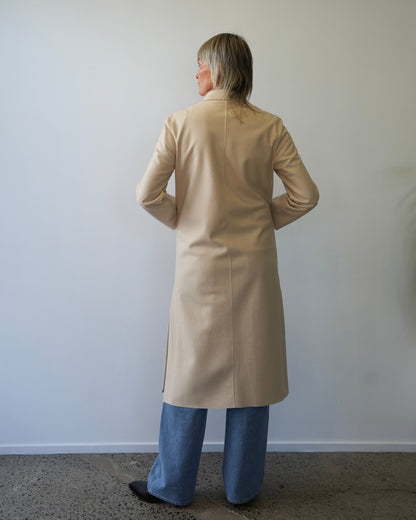 Harris Wharf London | Long Boxy Coat Light Pressed Wool - Cream