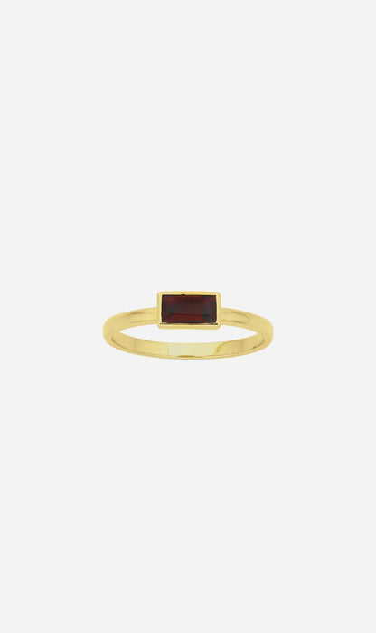 Zoe & Morgan | Mon Petit Stacking Ring - Gold/Baguette Garnet