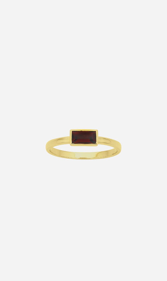 Zoe & Morgan | Mon Petit Stacking Ring - Gold/Baguette Garnet