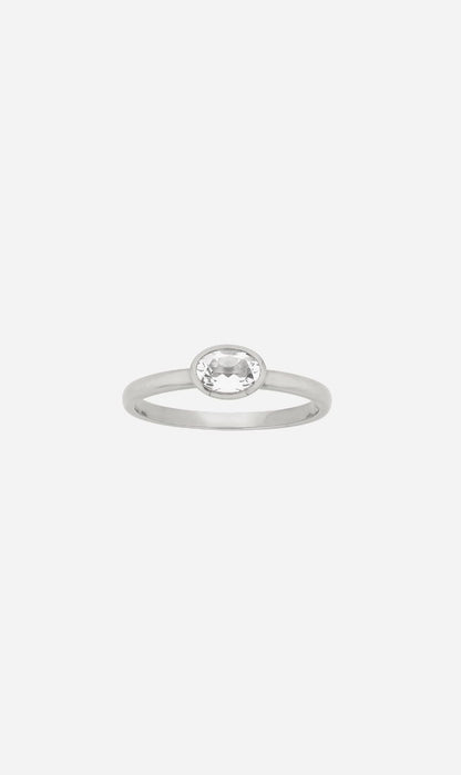 Zoe & Morgan | Mon Petit Stacking Ring - Silver/Oval White Topaz