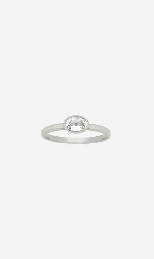 Zoe & Morgan | Mon Petit Stacking Ring - Silver/Oval White Topaz