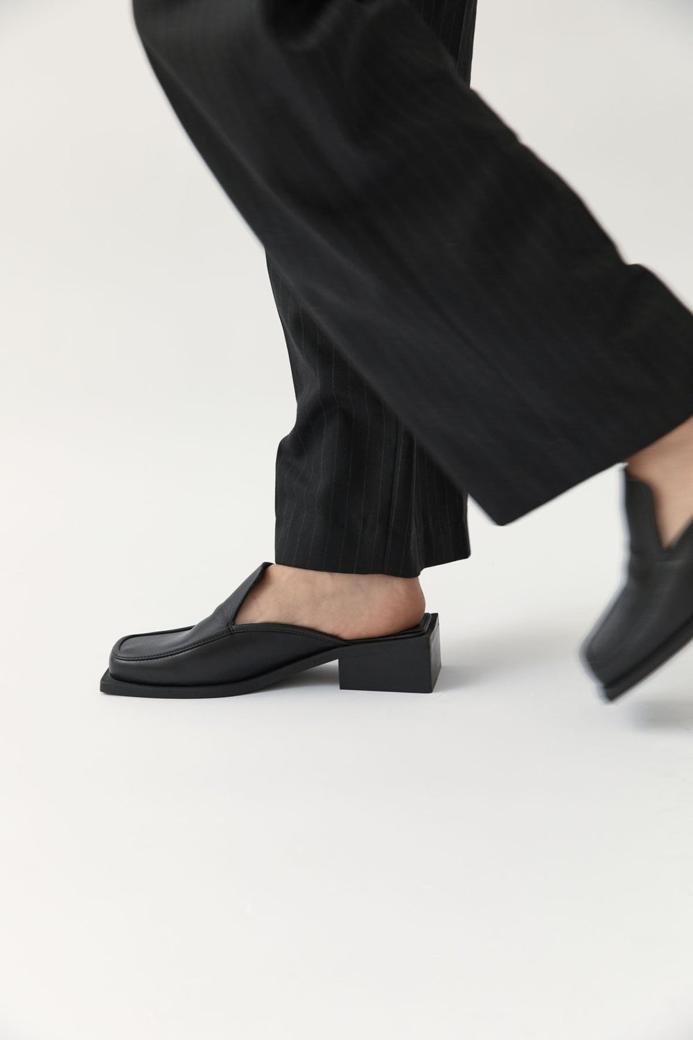 St Agni | Square Toe Mule - Black