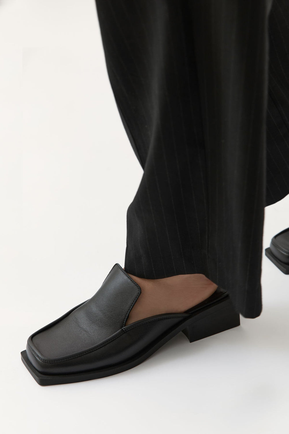 St Agni | Square Toe Mule - Black
