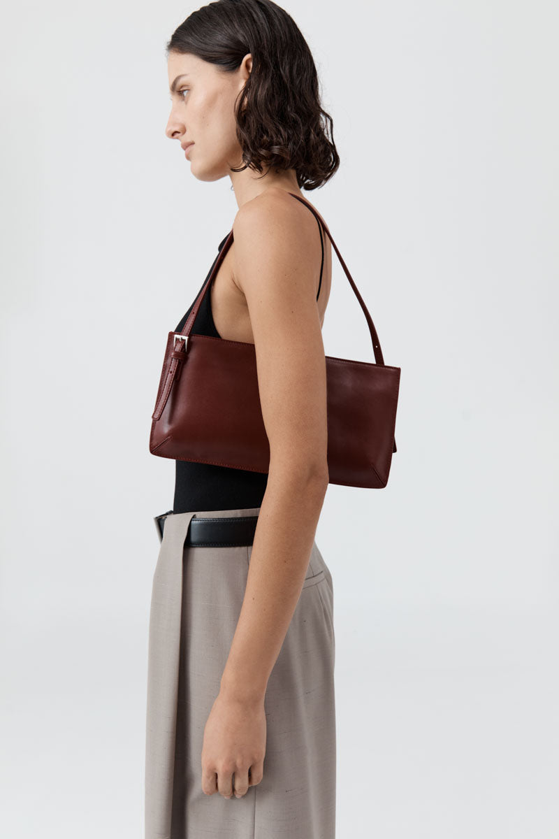 St Agni | 90s Belt Bag - Mahogany