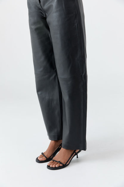 St Agni | Petit Belt Sling Back Heel - Black