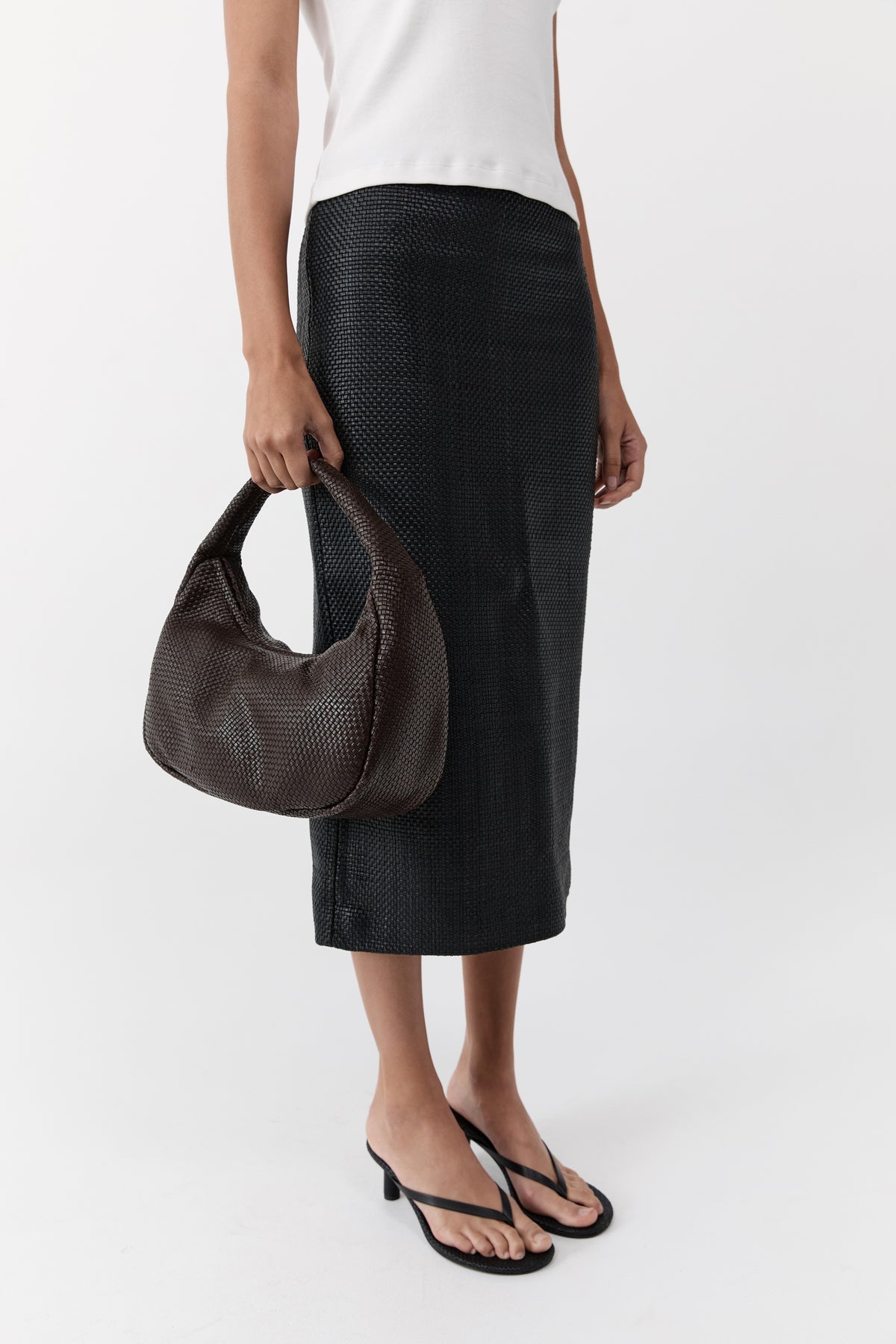 St Agni | Woven Large Bon Bon Bag - Coffee